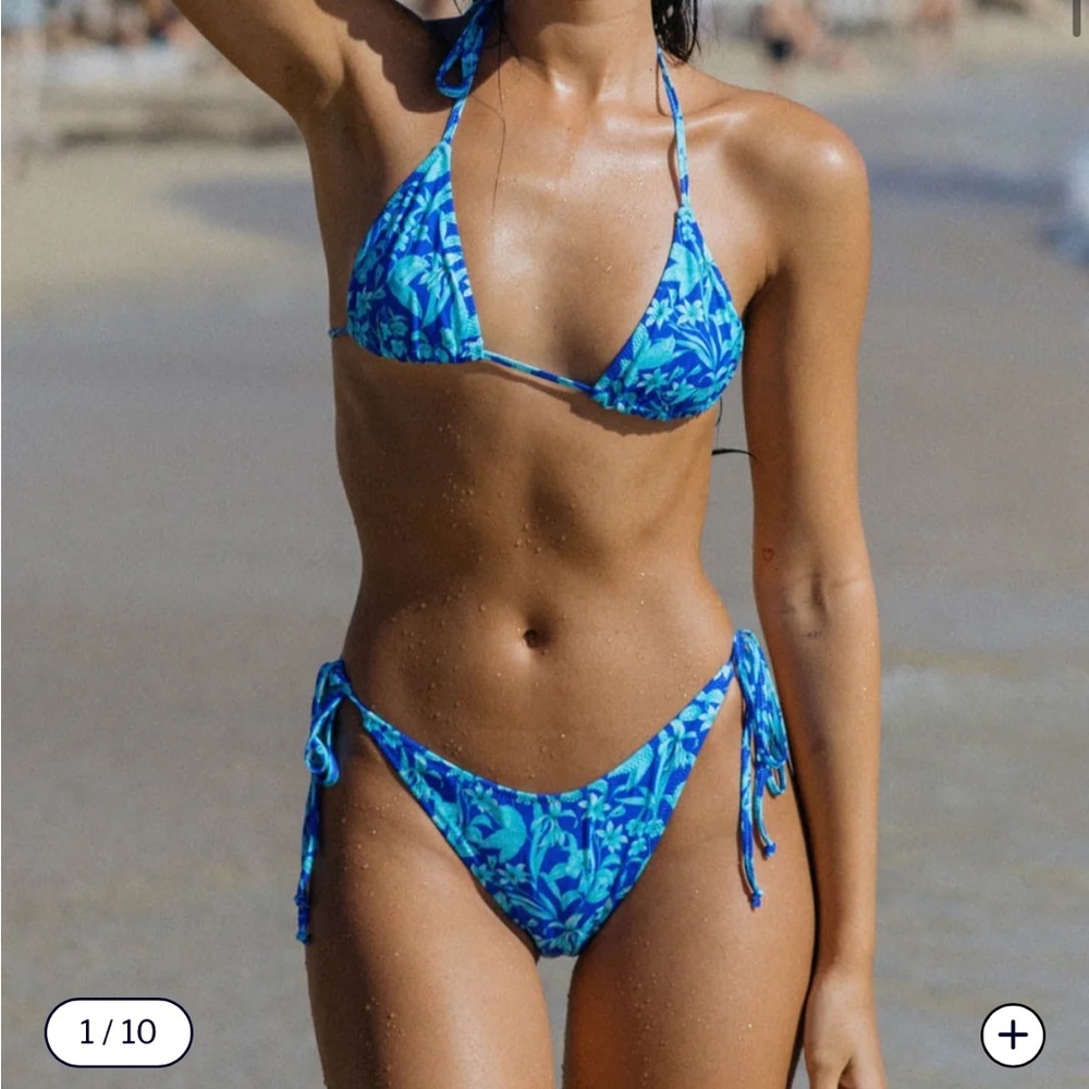 BRIGHT SWIMWEAR Maria Blue Floral Bikini set